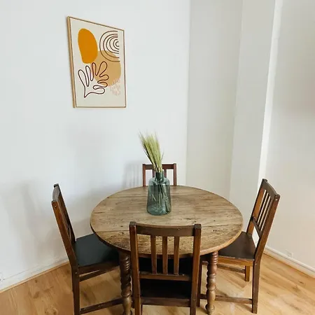 Apartment T2 Cosy & Elegant En Plein Coeur De *